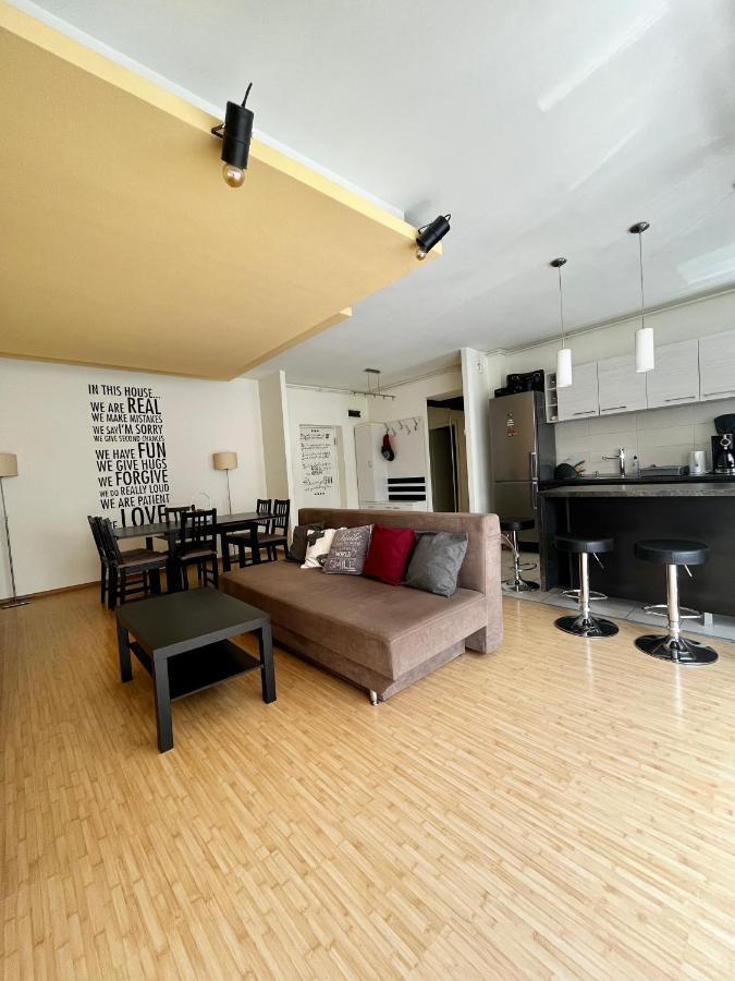 Alpha Apartment Брашов Екстер'єр фото